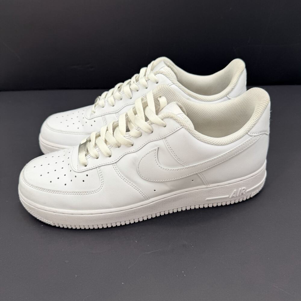 Nike Air Force 1 White / White CW2288-111 Mens Size 11.5 - Picture 3 of 7